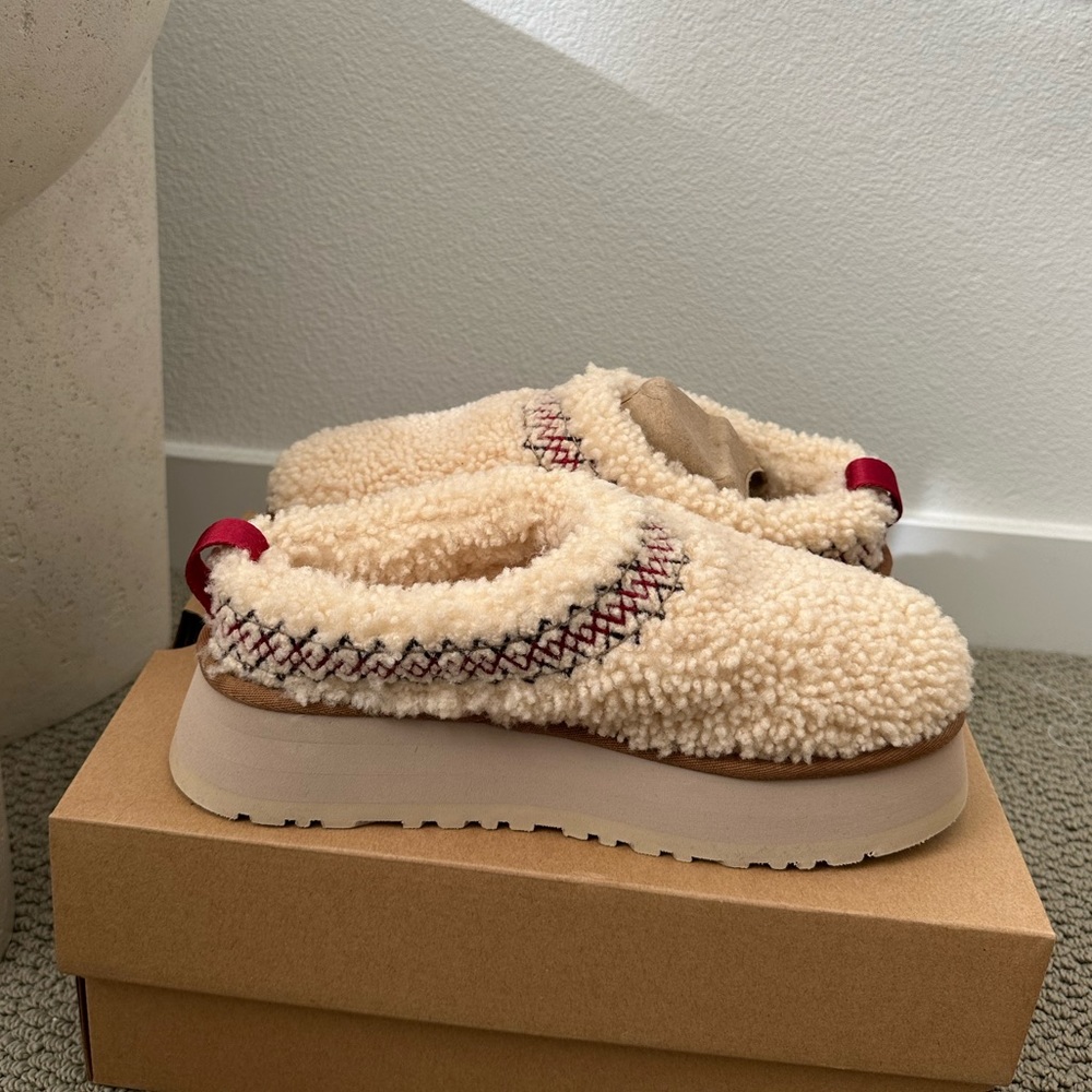 Ugg Tazz heritage braid natural Sherpa slipper US 7 new in box